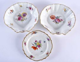 A PAIR DANISH ROYAL COPENHAGEN PORCELAIN SHELL SHAPED DISH painted with flowers, together with a