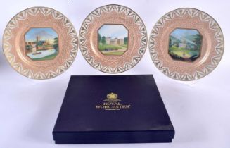 A PAIR OF LIMITED EDITION ROYAL WORCESTER PORCELAIN PLATES Malvern Priory & Worcester Cathedral,