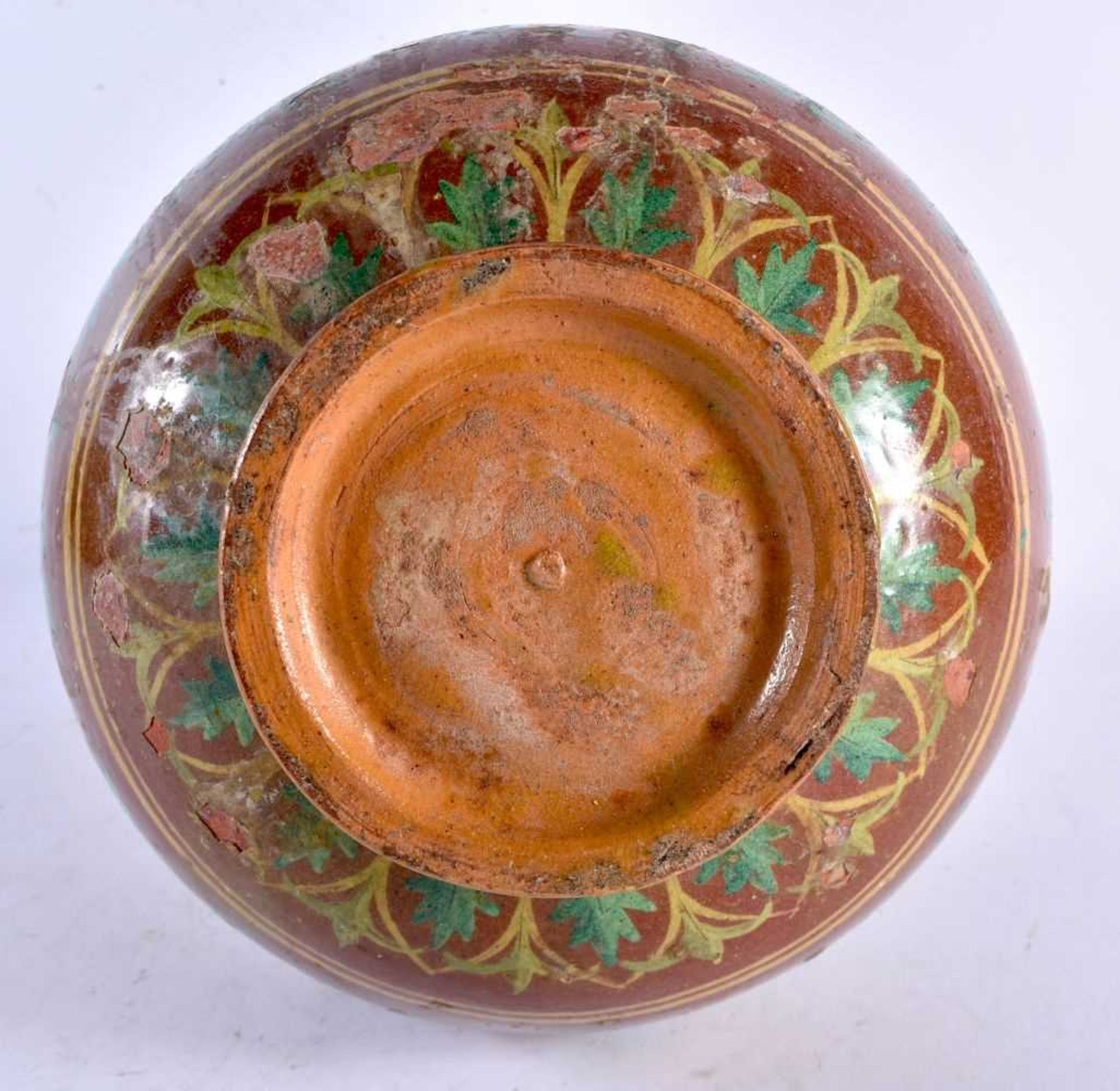 A FINE 19TH CENTURY MIDDLE EASTERN ISLAMIC INDIAN POTTERY VASE painted with stylised flowers in - Image 5 of 5