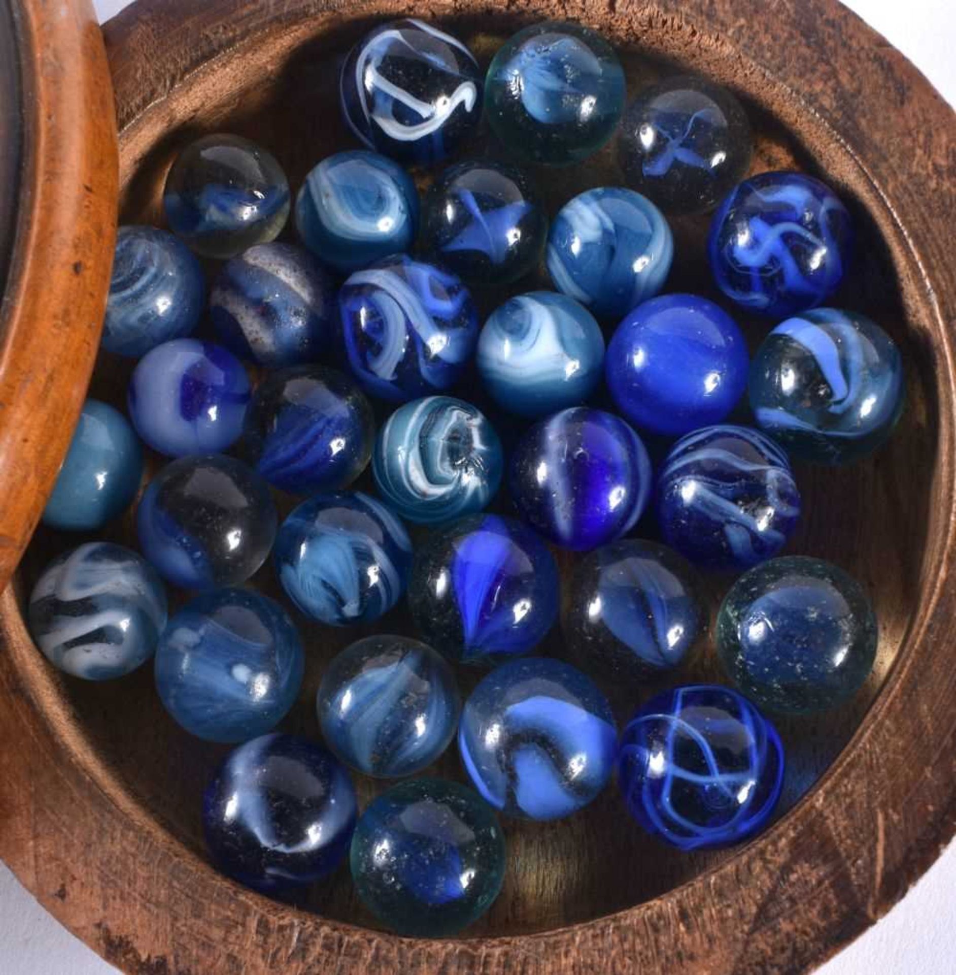 A Victorian Wood Solitaire Board with a Tray containing Marbles. 10.5cm diameter - Image 3 of 4