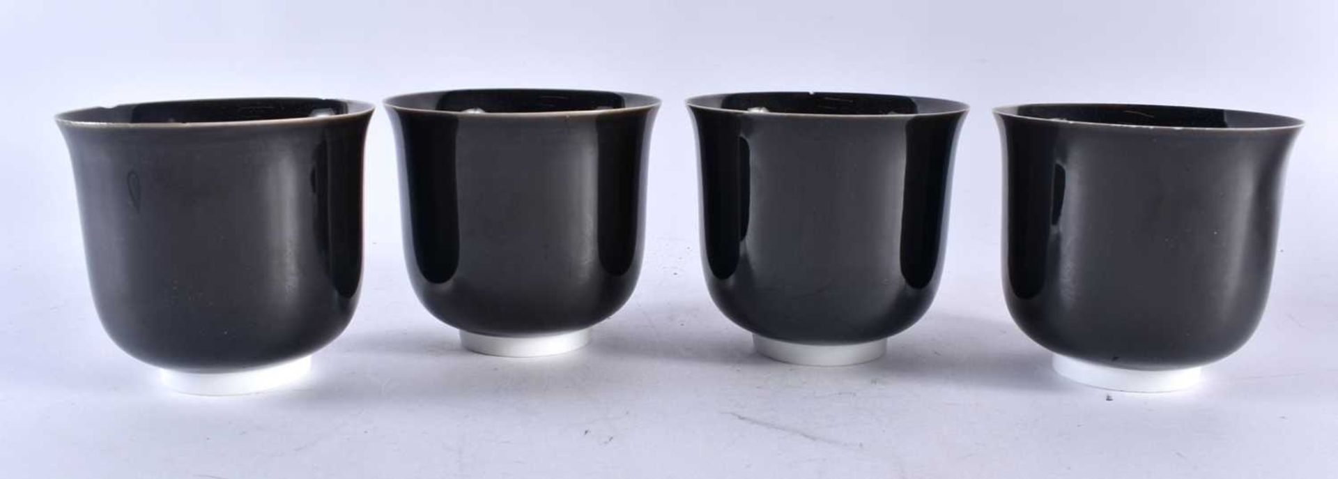 FOUR JAPANESE PORCELAIN SAKE CUPS. 8 cm x 8 cm. (4)