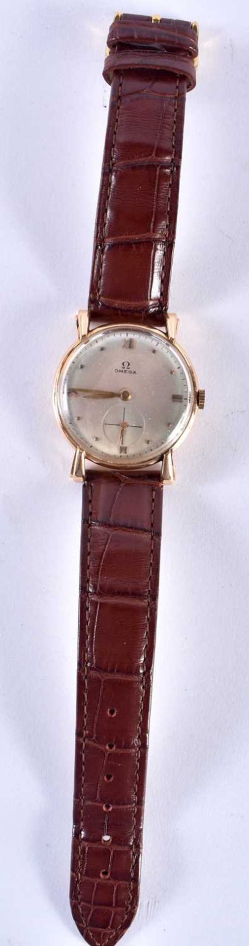 A VINTAGE 18CT GOLD OMEGA WRIST WATCH. 33.1 grams overall. 3.25 cm wide inc crown. - Image 2 of 4