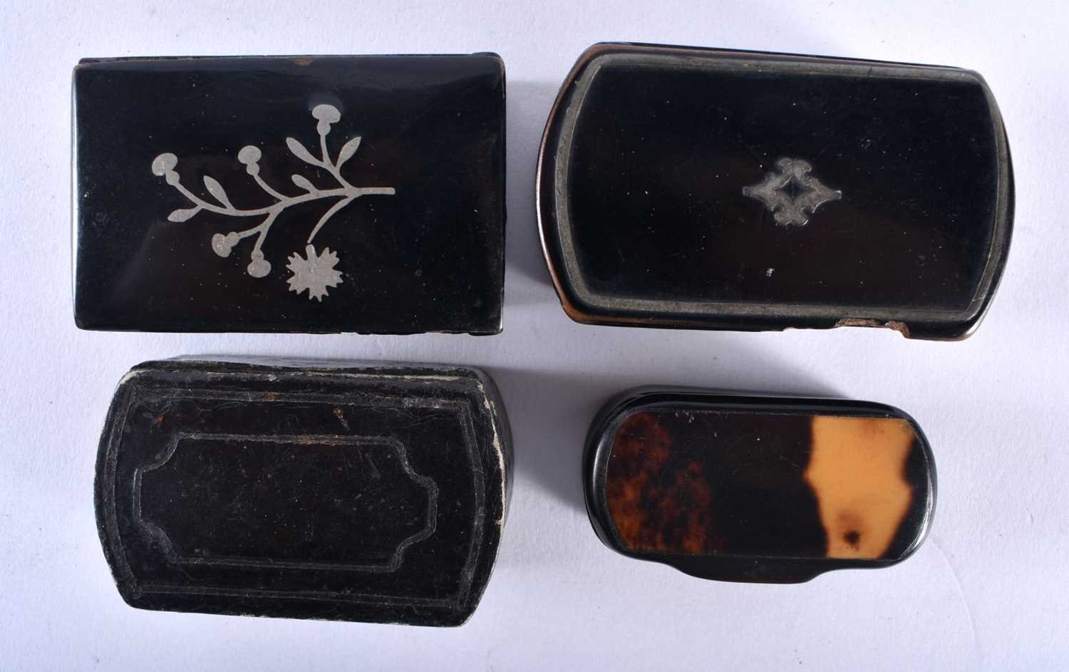 THREE ANTIQUE SILVER SNUFF BOXES and another. 67 grams. Largest 6 cm x 3.5 cm. (4) - Image 3 of 4