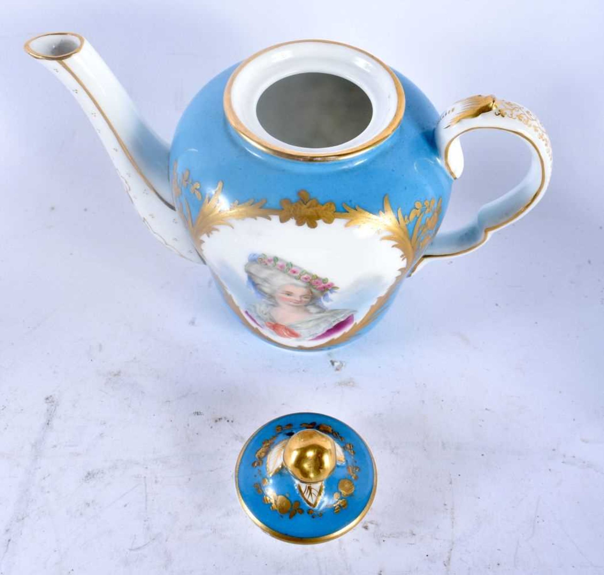 A 19TH CENTURY FRENCH SEVRES PORCELAIN TETE A TETE TEASET painted with portraits of females, on a - Image 6 of 6