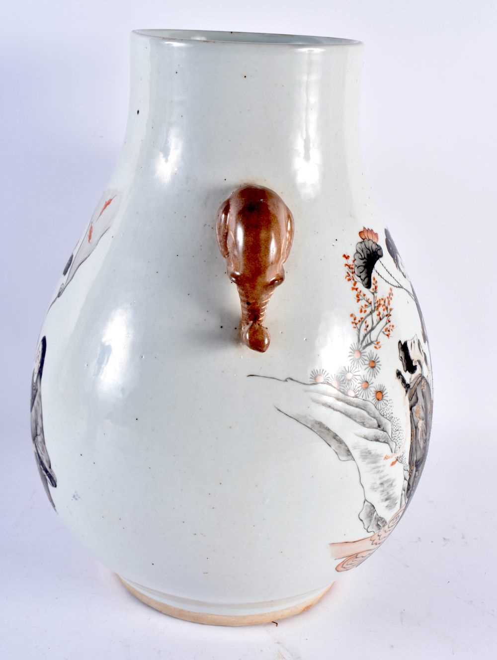 AN EARLY 20TH CENTURY CHINESE PORCELAIN HU VASE Late Qing/Republic. 35 cm high. - Image 2 of 21