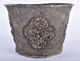 A RARE EARLY ASIAN SILVER FILIGREE PLANTER decorated with floral sprays. 171 grams. 12.5 cm x 9.5
