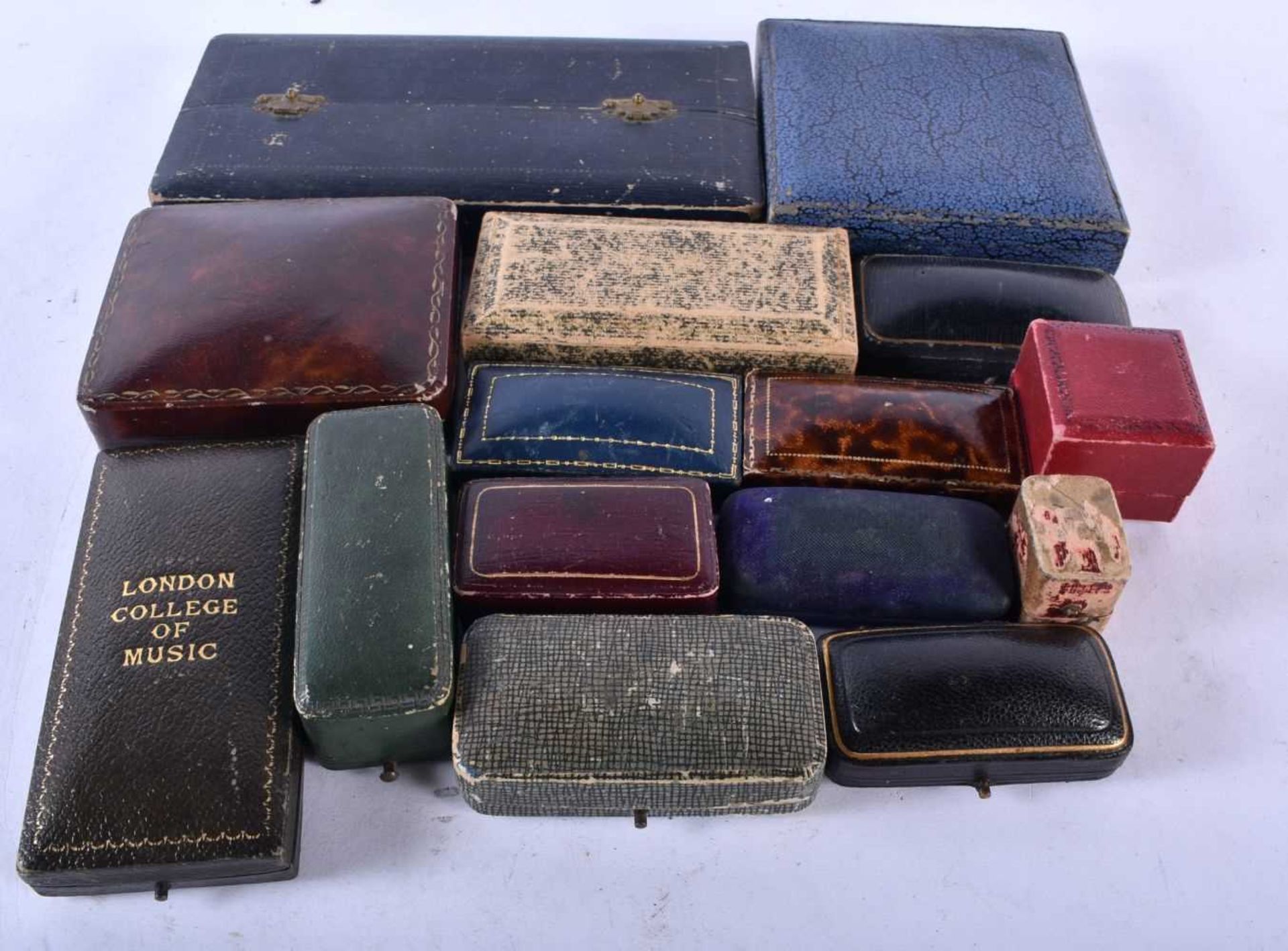 ASSORTED JEWELLERY BOXES. (qty)