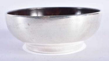 A Silver Bowl by Joseph Gloster Ltd, Hallmarked Birmingham 1935. 11.3cm x 4.3cm, weight 101g