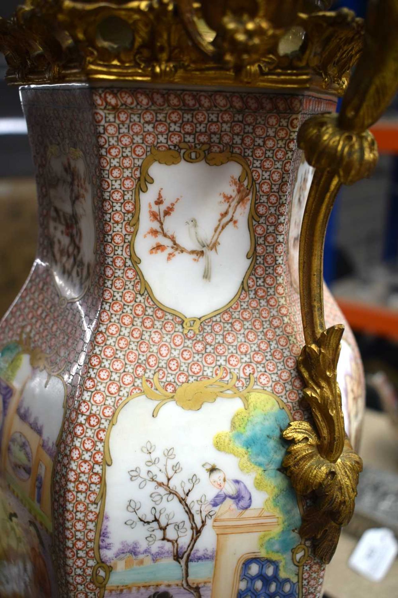 A LARGE PAIR OF 18TH CENTURY CHINESE EXPORT TWIN HANDLED COUNTRY HOUSE PORCELAIN OIL LAMPS Qianlong, - Image 33 of 43