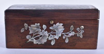 A 19TH CENTURY CHINESE MOTHER OF PEARL INLAID HARDWOOD BOX Qing, decorated with figures in a