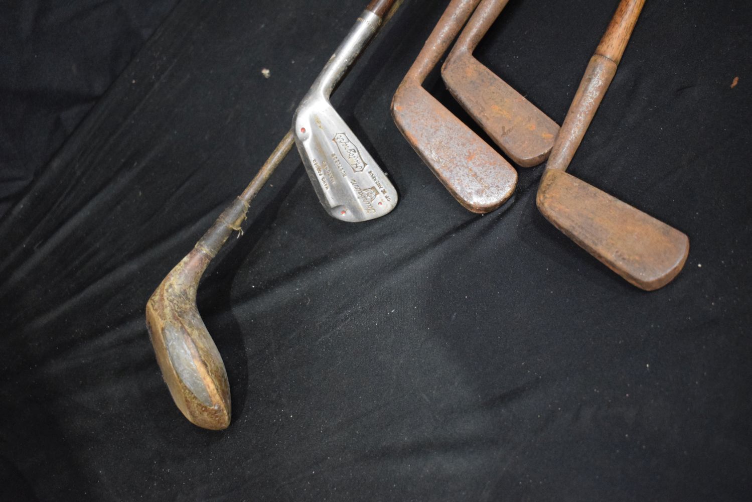 A collection of Hickory shafted golf clubs etc 112 cm (6). - Image 6 of 8