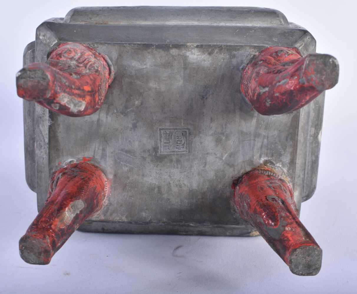 A 19TH CENTURY CHINESE PEWTER CENSER AND COVER Qing. 38 cm x 12 cm. - Image 8 of 8