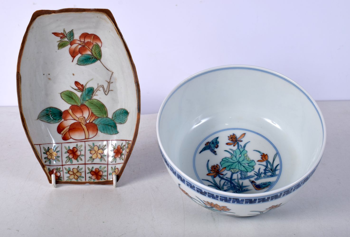 A Chinese porcelain bowl decorated with water fowl and foliage together with a small dish 7 x 16 - Image 8 of 12