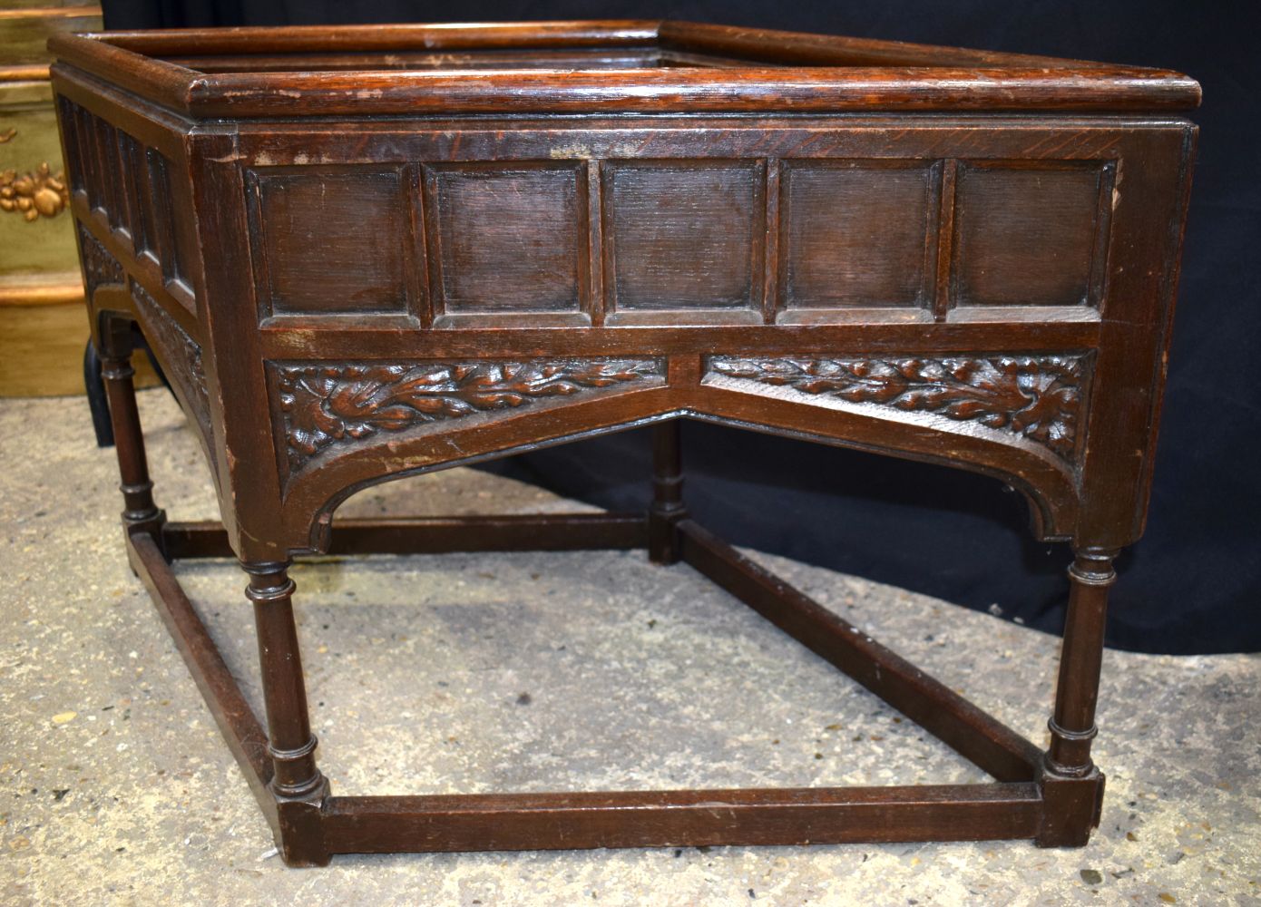An unusual 19th Century Rhombus shaped carved mahogany planter 57 x 104 x 60 cm - Image 6 of 8