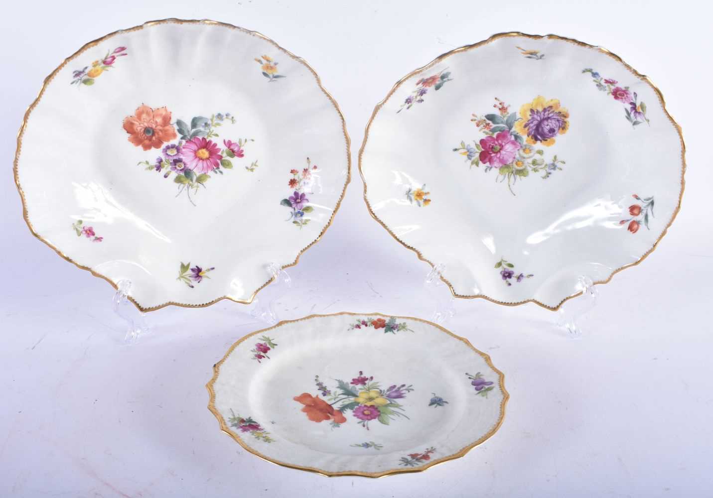 A PAIR DANISH ROYAL COPENHAGEN PORCELAIN SHELL SHAPED DISH painted with flowers, together with a