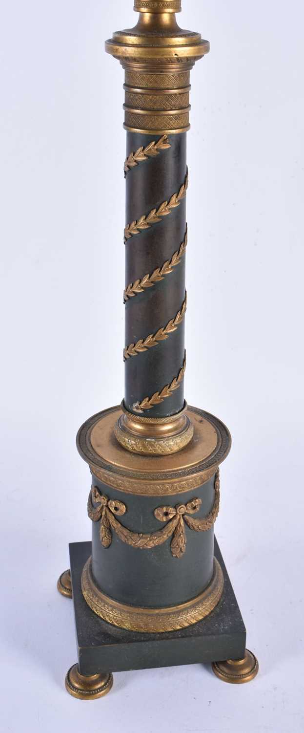 A LARGE 19TH CENTURY FRENCH EMPIRE BRONZE FOUR BRANCH CANDELABRA LAMP overlaid with vines. 65 cm - Image 3 of 3