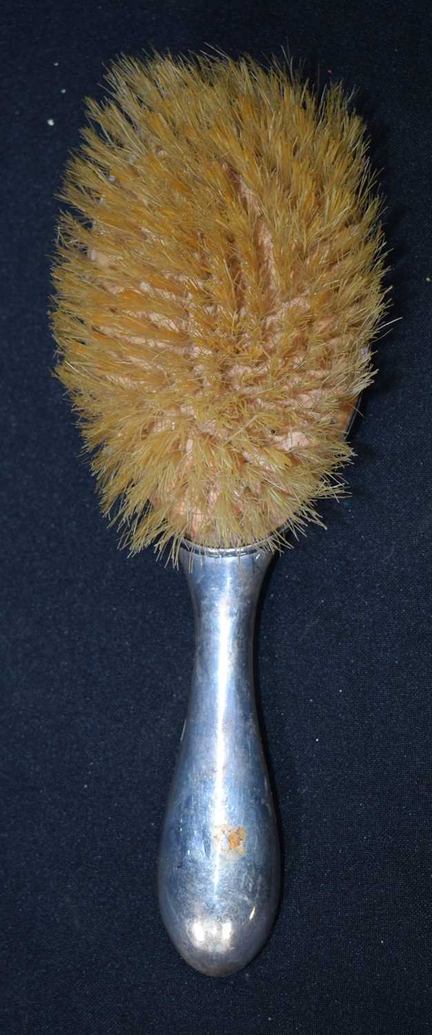 A Silver backed brush together with two pocket watches one silver 22 cm (3) - Image 4 of 10