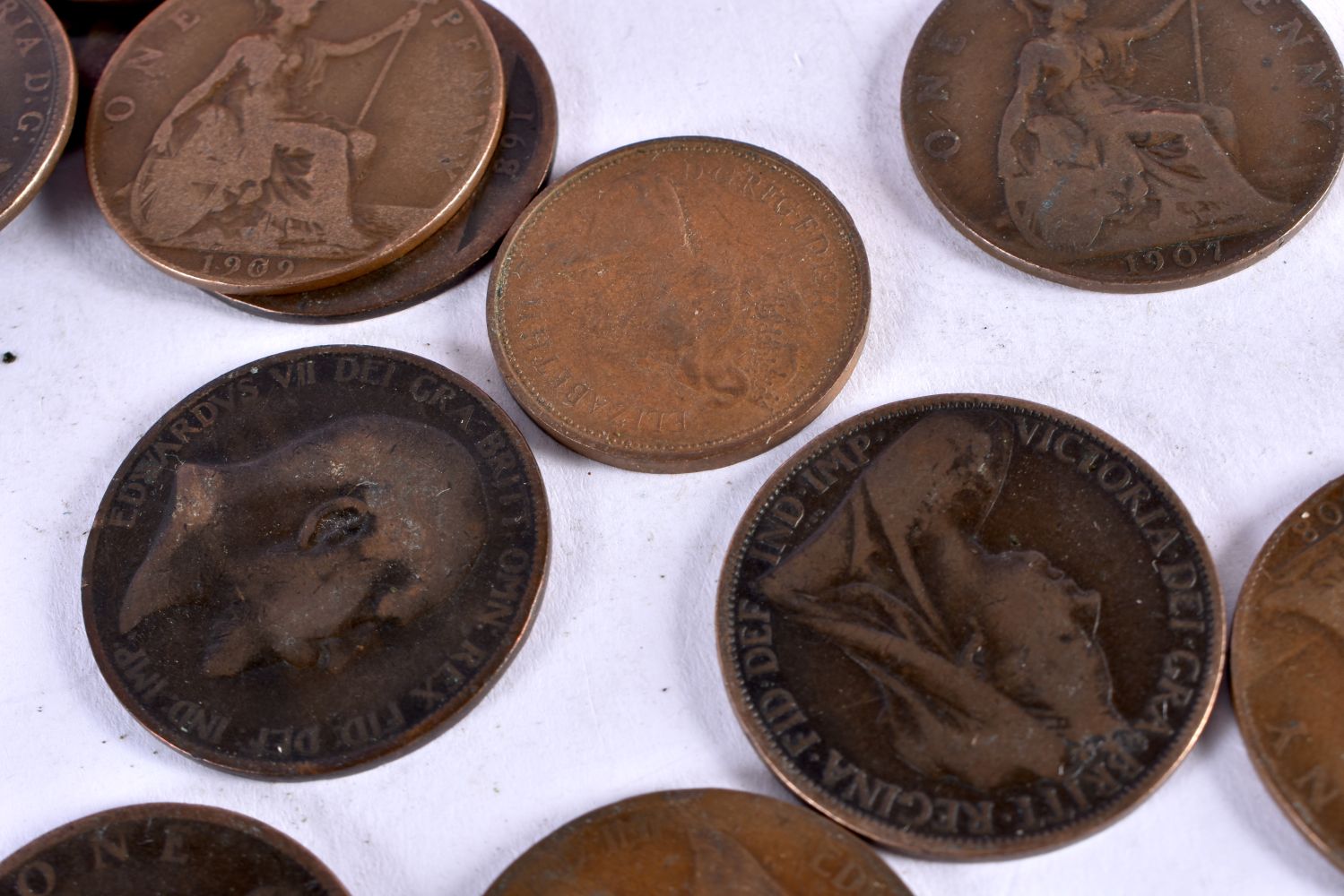 A collection of British coins (QTY) - Image 3 of 3