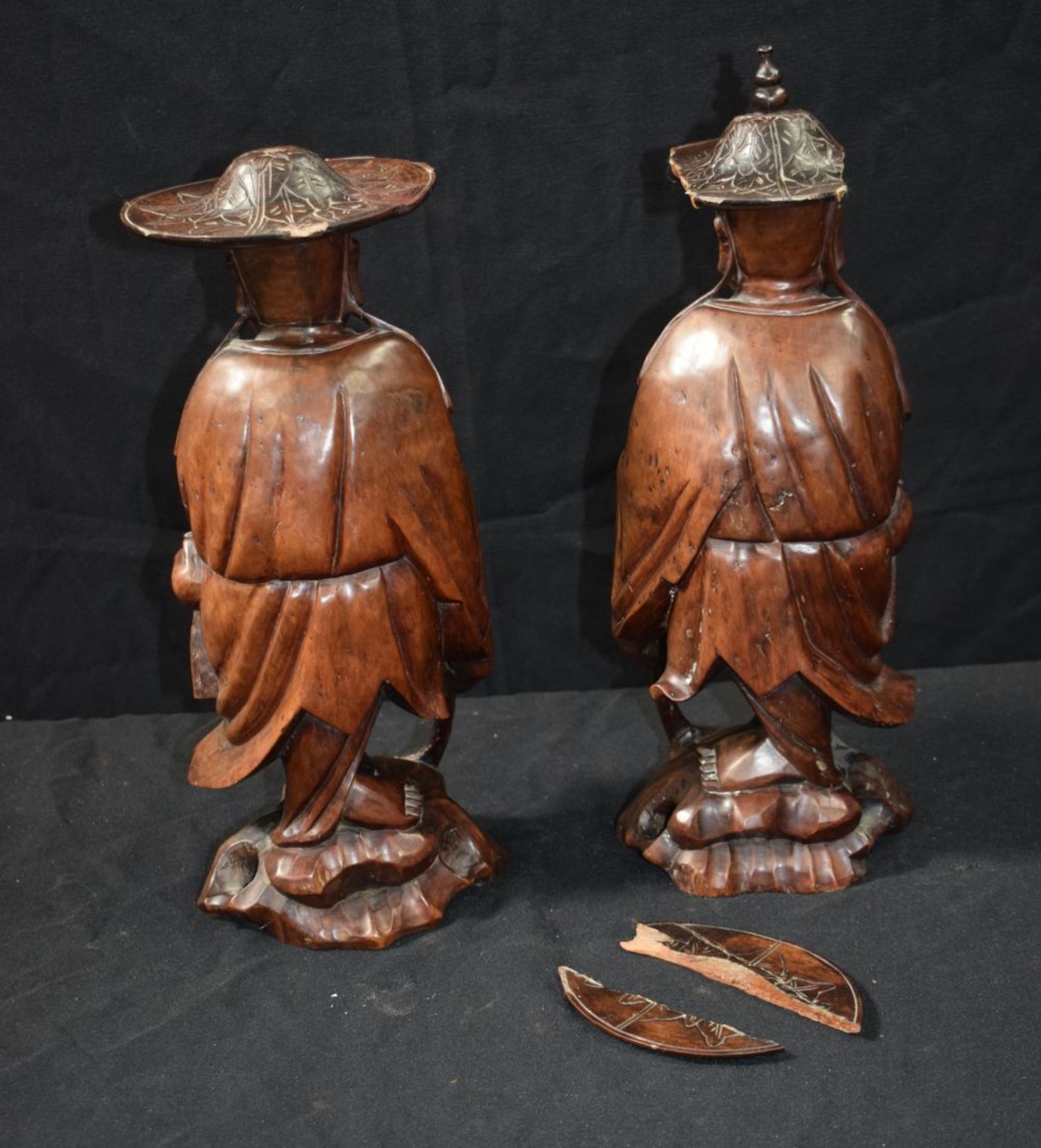 A pair of Chinese Carved hardwood figures together with a Porcelain blue and white Ginger Jar, - Image 8 of 10