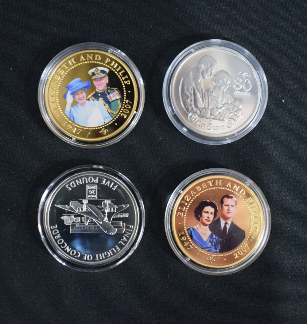 A collection of commemorative coins 8 x £5 - 2 x 1 Crown - 1 x 5 Crown - 1 x 20 Crown - 5 Shilling - Image 12 of 14