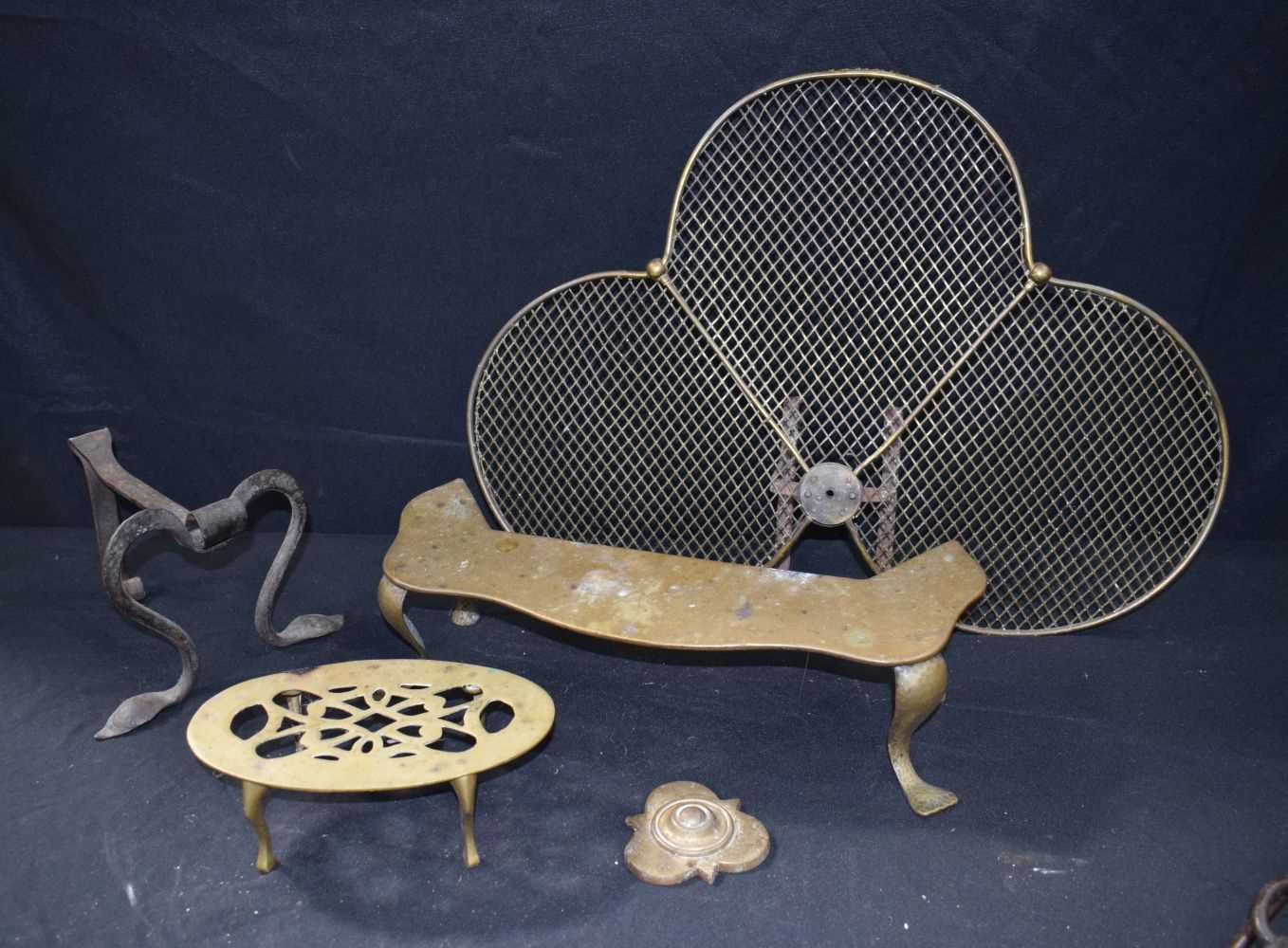 A large collection of Vintage Fireside Implements, Irons, Coal buckets,Bellows etc (Qty) - Image 5 of 12