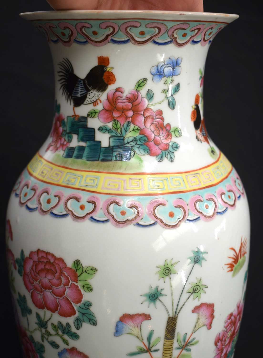 AN EARLY 20TH CENTURY CHINESE FAMILLE ROSE PORCELAIN FOWL VASE Late Qing/Republic. 35 cm x 18cm. - Image 8 of 13