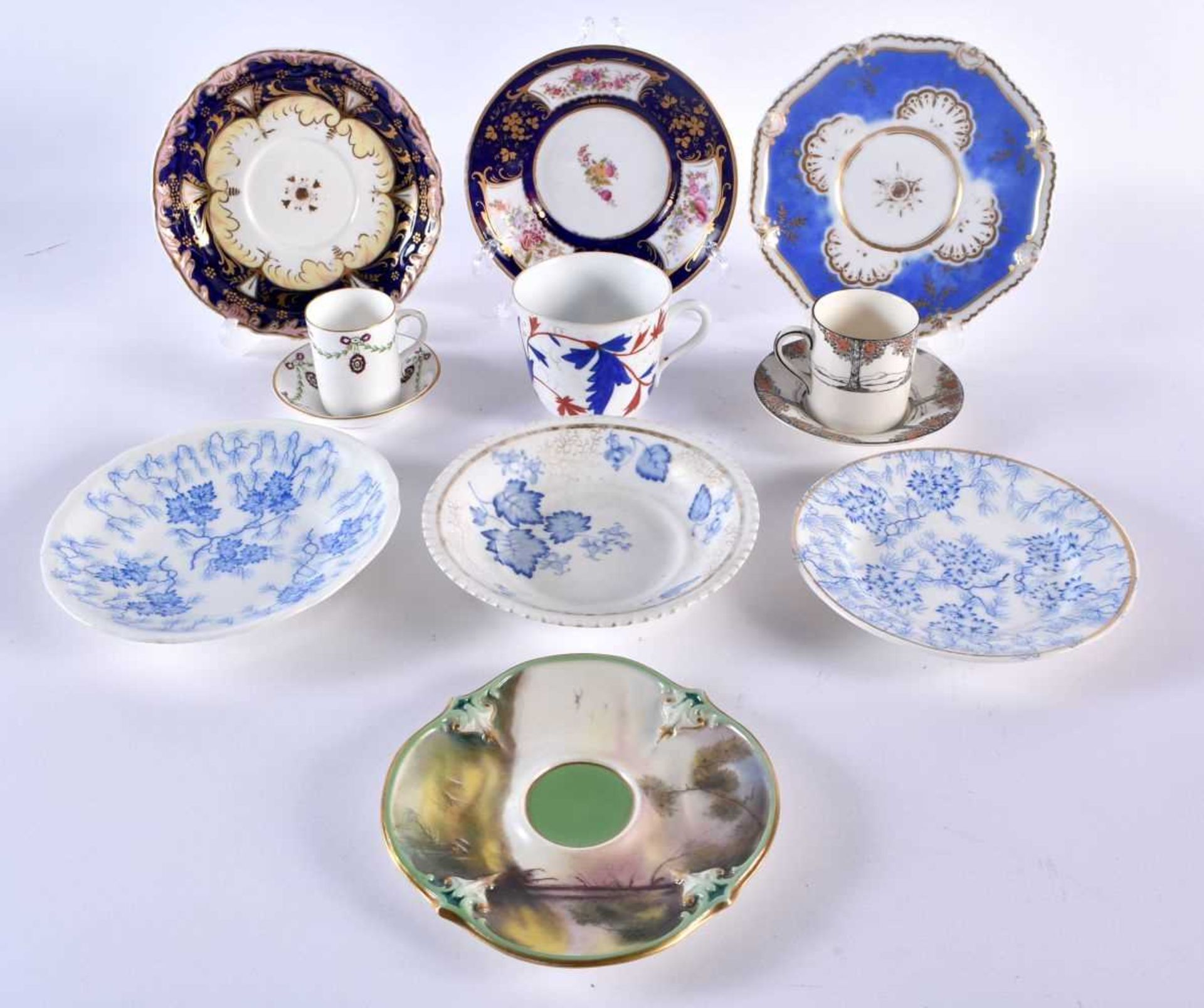 ASSORTED 19TH CENTURY ENGLISH PORCELAIN TEAWARES. (qty)