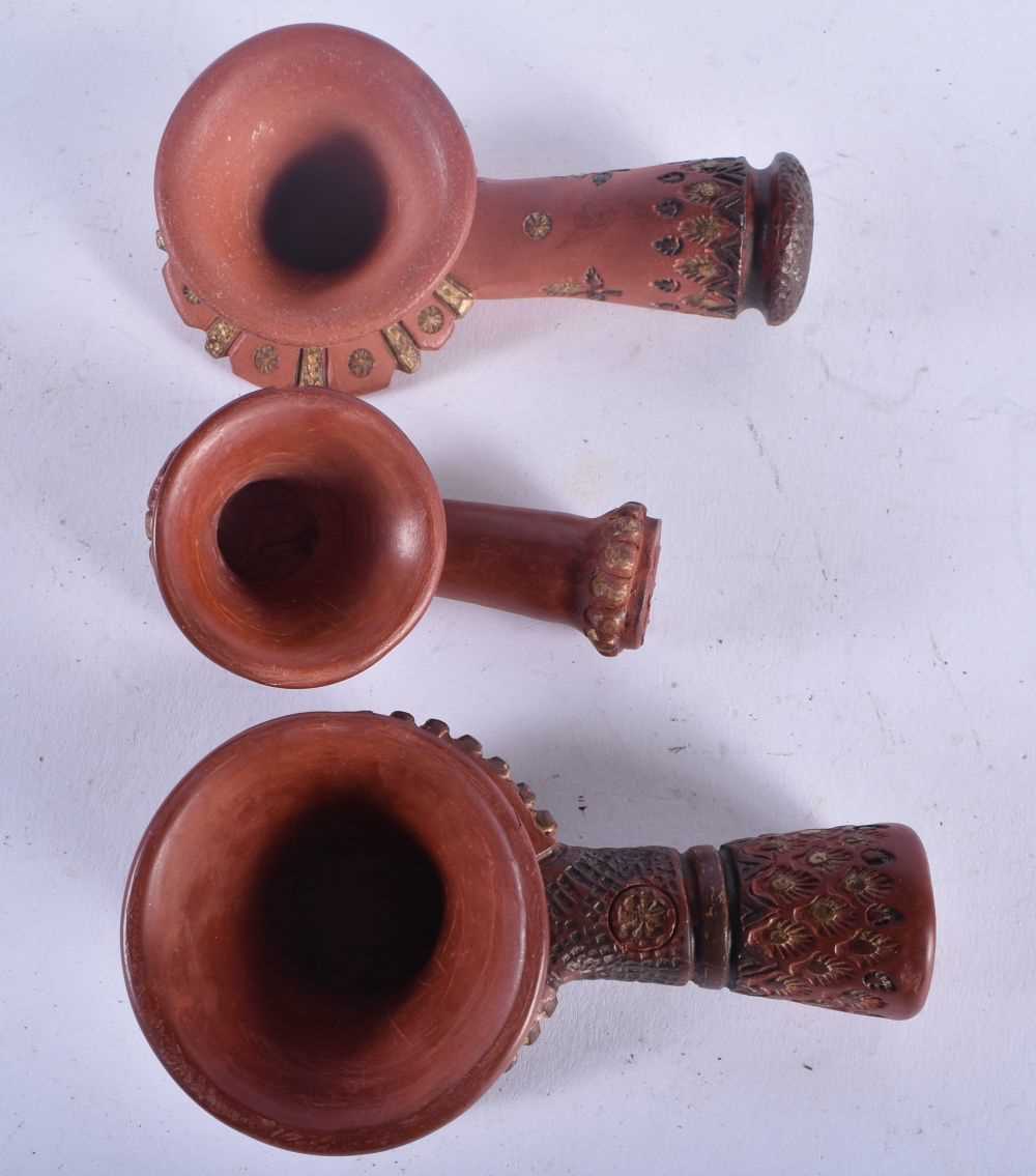 THREE TURKISH OTTOMAN TOPHANE POTTERY PIPES. 10 cm long. (3) - Image 5 of 7