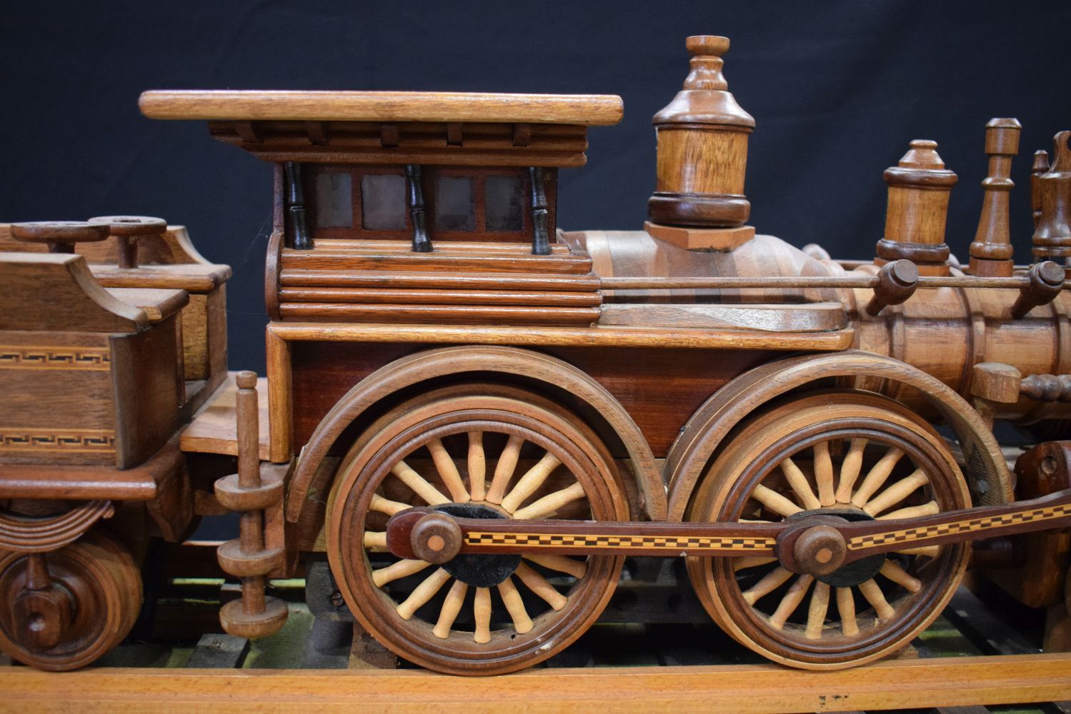 A large electrically powered wooden model train - Image 12 of 16