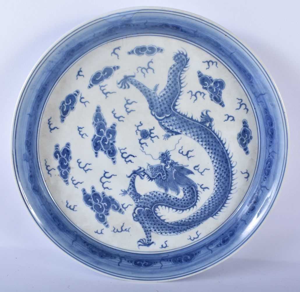A LARGE CHINESE REPUBLICAN PERIOD BLUE AND WHITE PORCELAIN DRAGON TRAY together with a yixing - Image 2 of 8