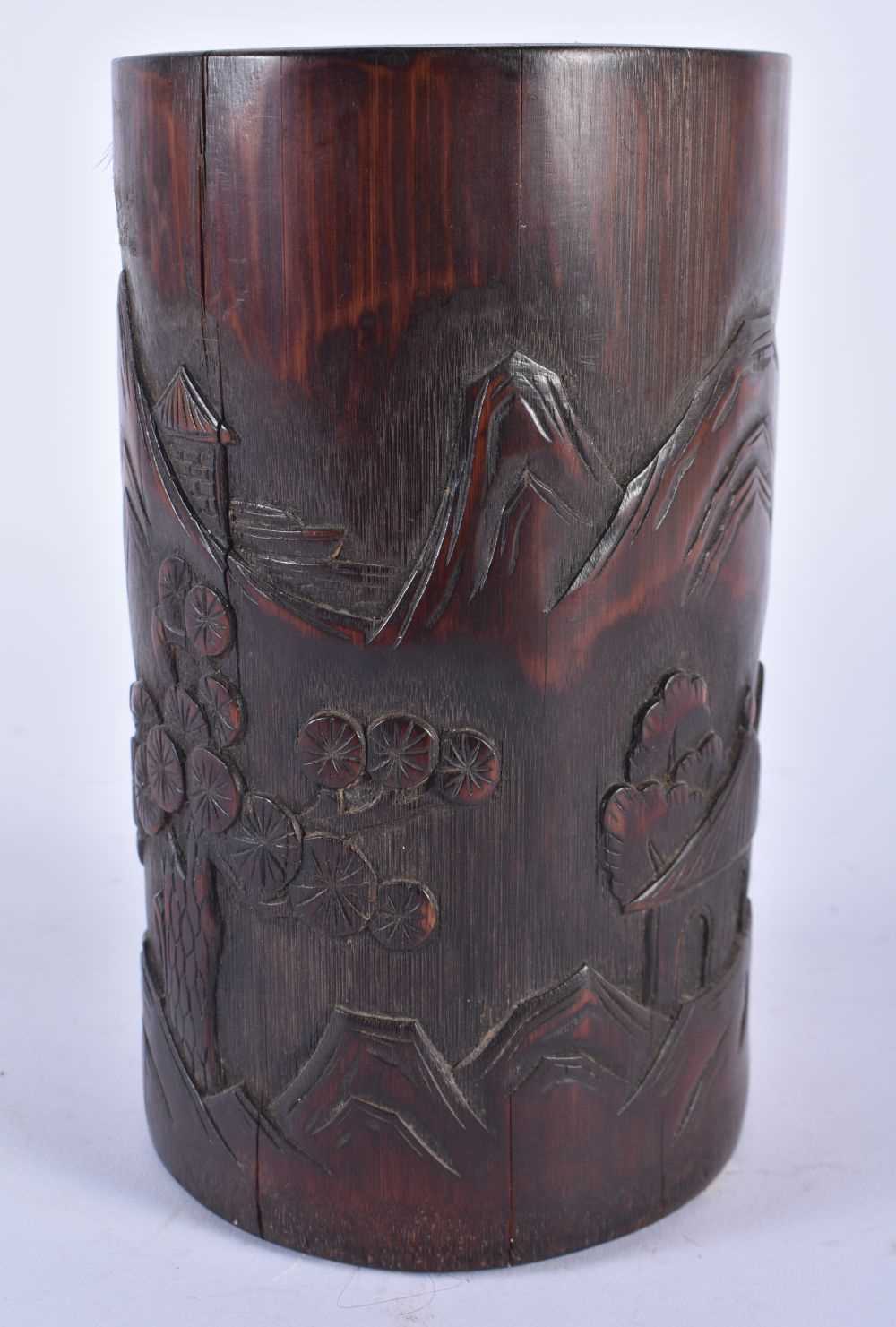 A 19TH CENTURY CHINESE CARVED BAMBOO BITONG BRUSH POT Qing. 17 cm x 10 cm. - Image 2 of 5