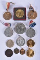 Thirteen Royal Commemorative Medallions. Largest 4.5 cm diameter (13)