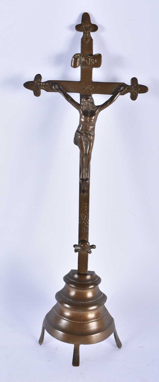 AN 18TH CENTURY EUROPEAN CORPUS CHRISTI. 37 cm x 12 cm.