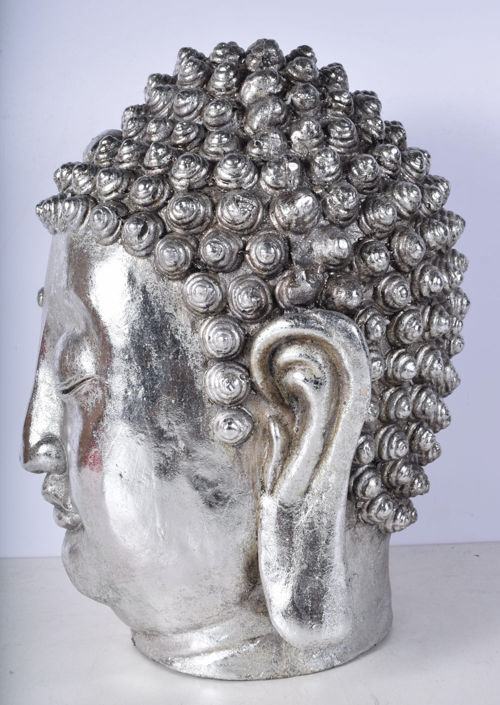 A large Buddhas head 43 cm. - Image 5 of 6