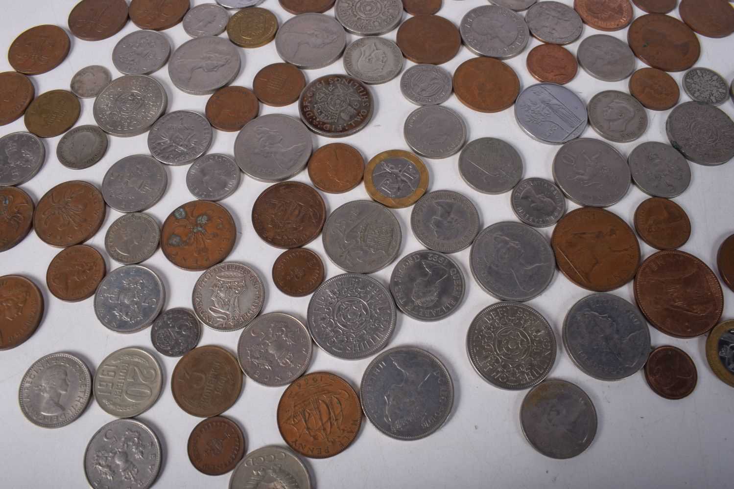 A collection of assorted coinage (Qty) - Image 5 of 8