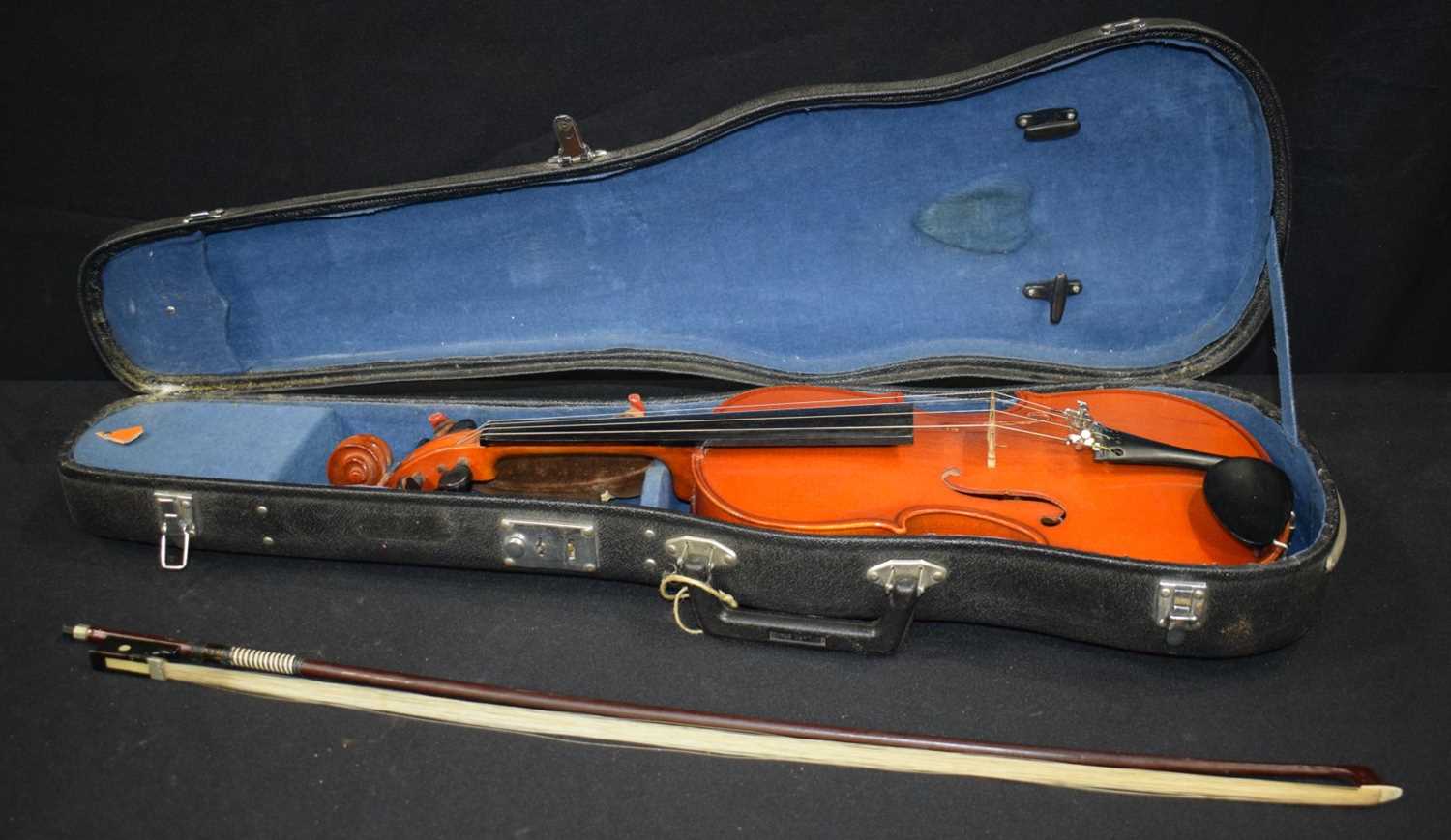 A collection of cased Violins including A Stradivarius copy (3). - Image 5 of 14
