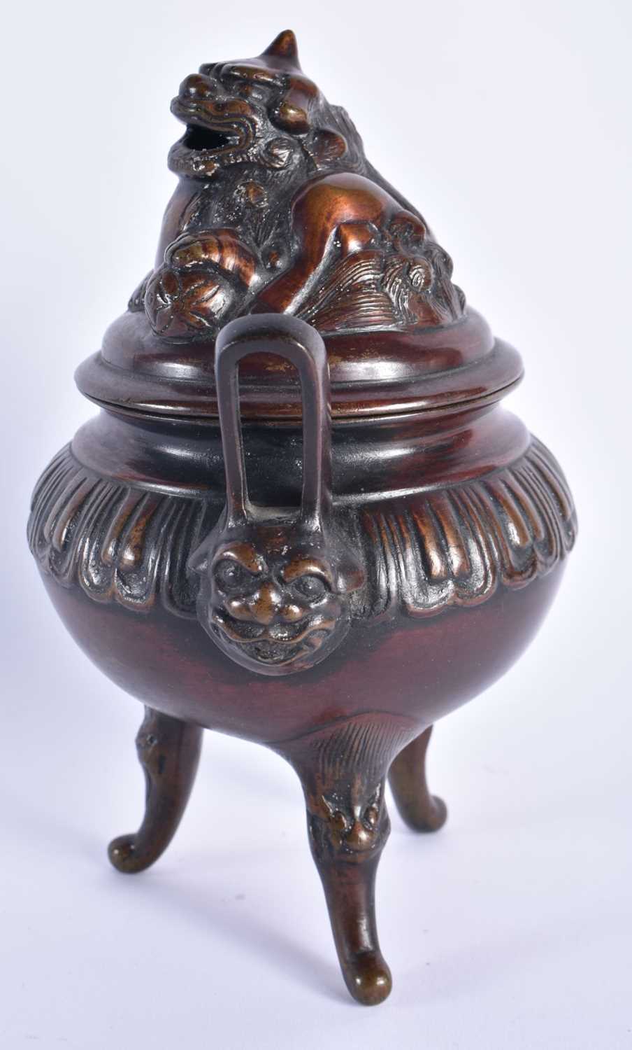 A LATE 19TH CENTURY JAPANESE MEIJI PERIOD BRONZE CENSER AND COVER. 18cm x 10 cm. - Image 3 of 6