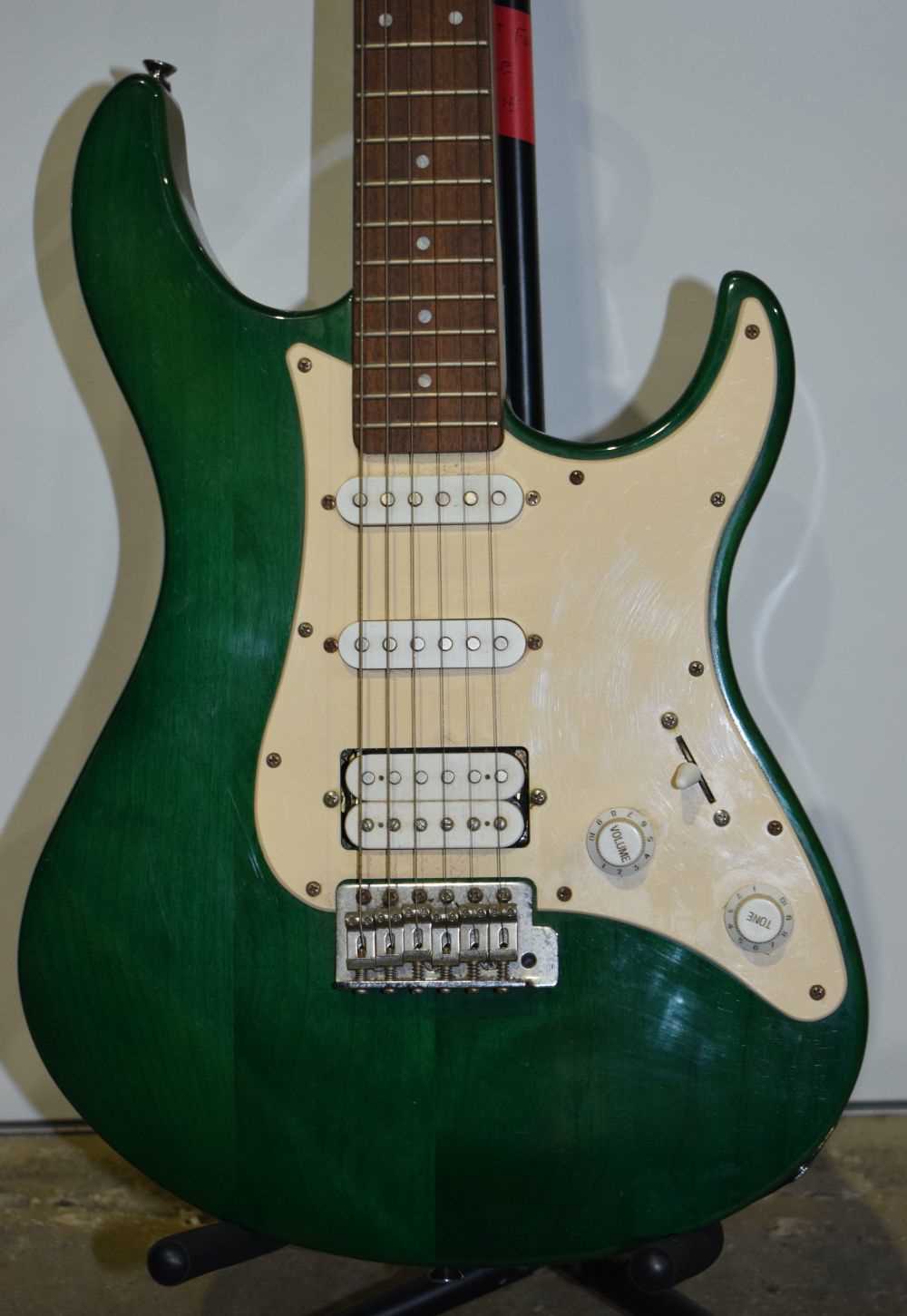 A Yamaha Pacifica electric guitar 99cm - Image 3 of 8