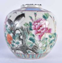 AN EARLY 20TH CENTURY CHINESE FAMILLE ROSE PORCELAIN GINGER JAR Guangxu, painted with birds and