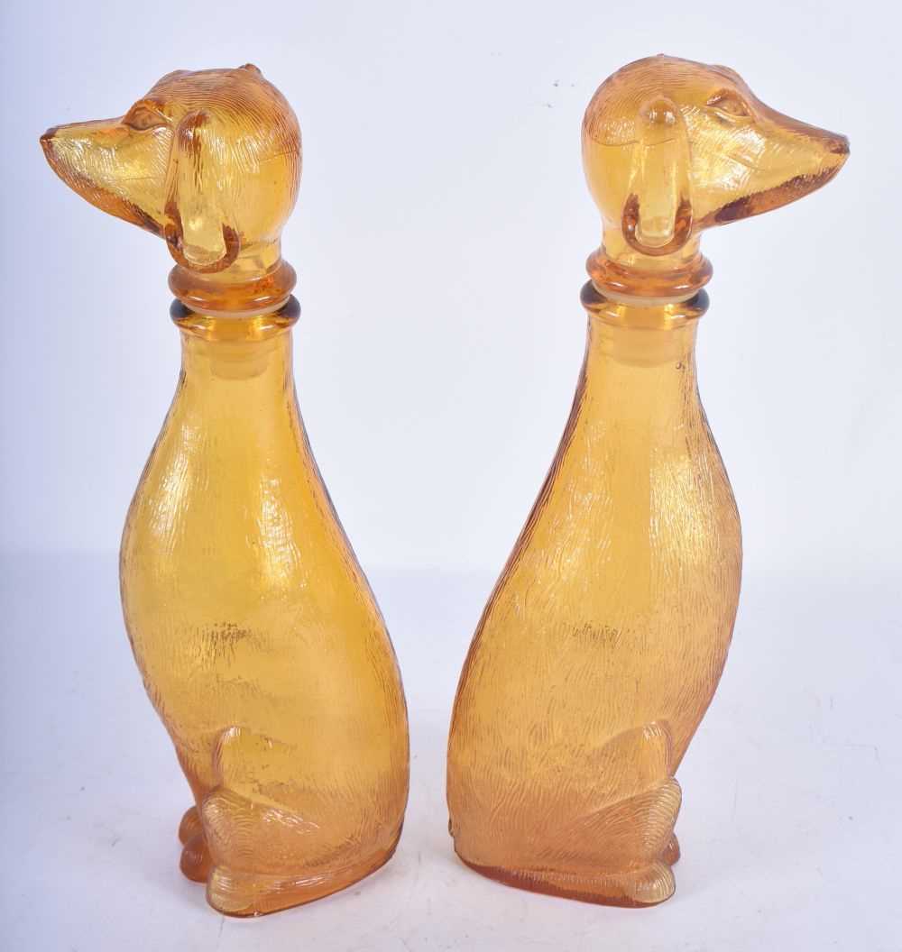 A PAIR OF ART DECO SMOKEY AMBER GLASS DOG DECANTERS AND STOPPERS. 23 cm high. - Image 2 of 5
