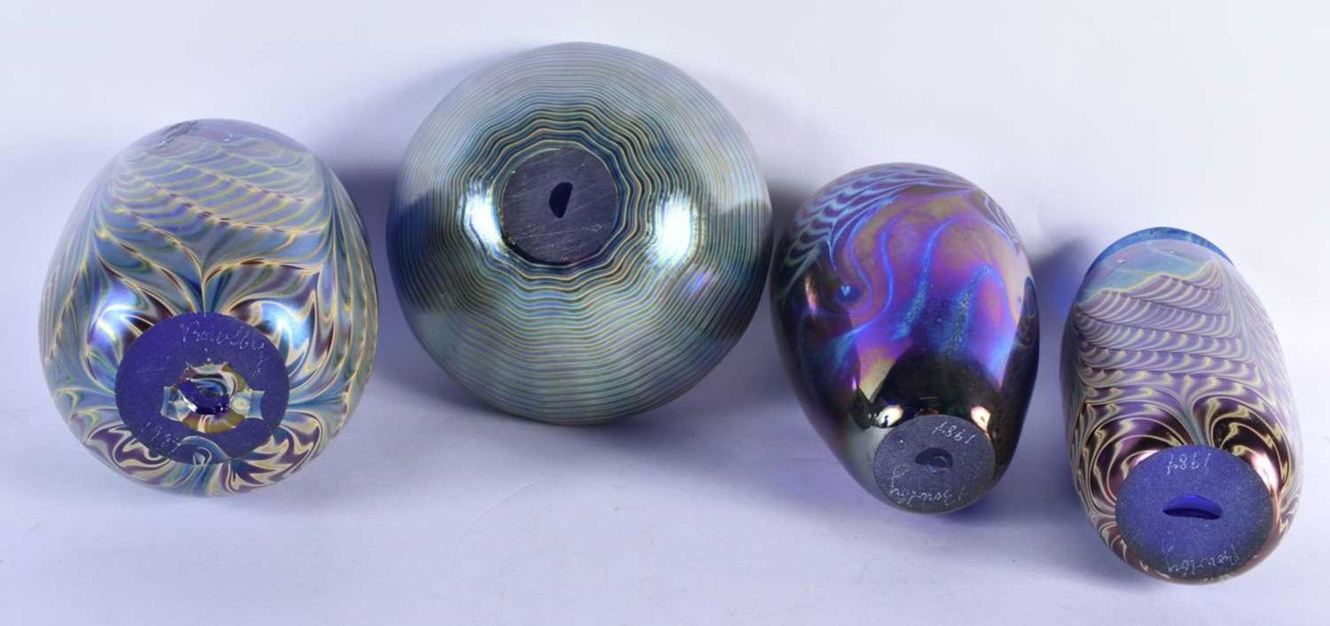 FOUR IRIDESCENT ART GLASS VASES. Largest 22 cm high. (4) - Image 4 of 4