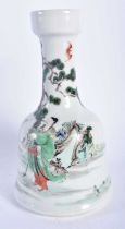 A CHINESE FAMILLE VERTE PORCELAIN MALLET FORM VASE 20th Century, bearing Kangxi marks to base. 16.