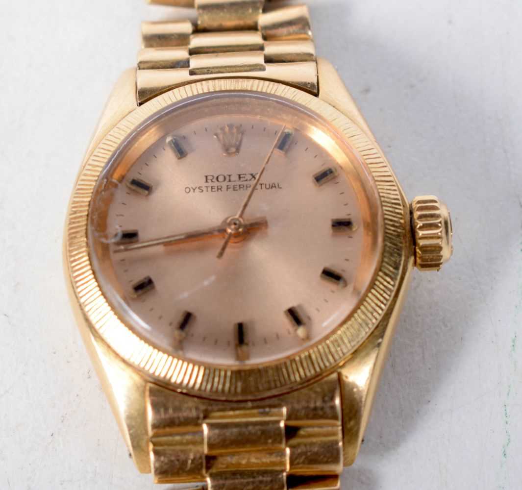 An 18 Carat Gold Ladies Rolex Oyster Perpetual Watch. Stamped 750, 2.7cm dial incl crown, Running, - Image 2 of 5