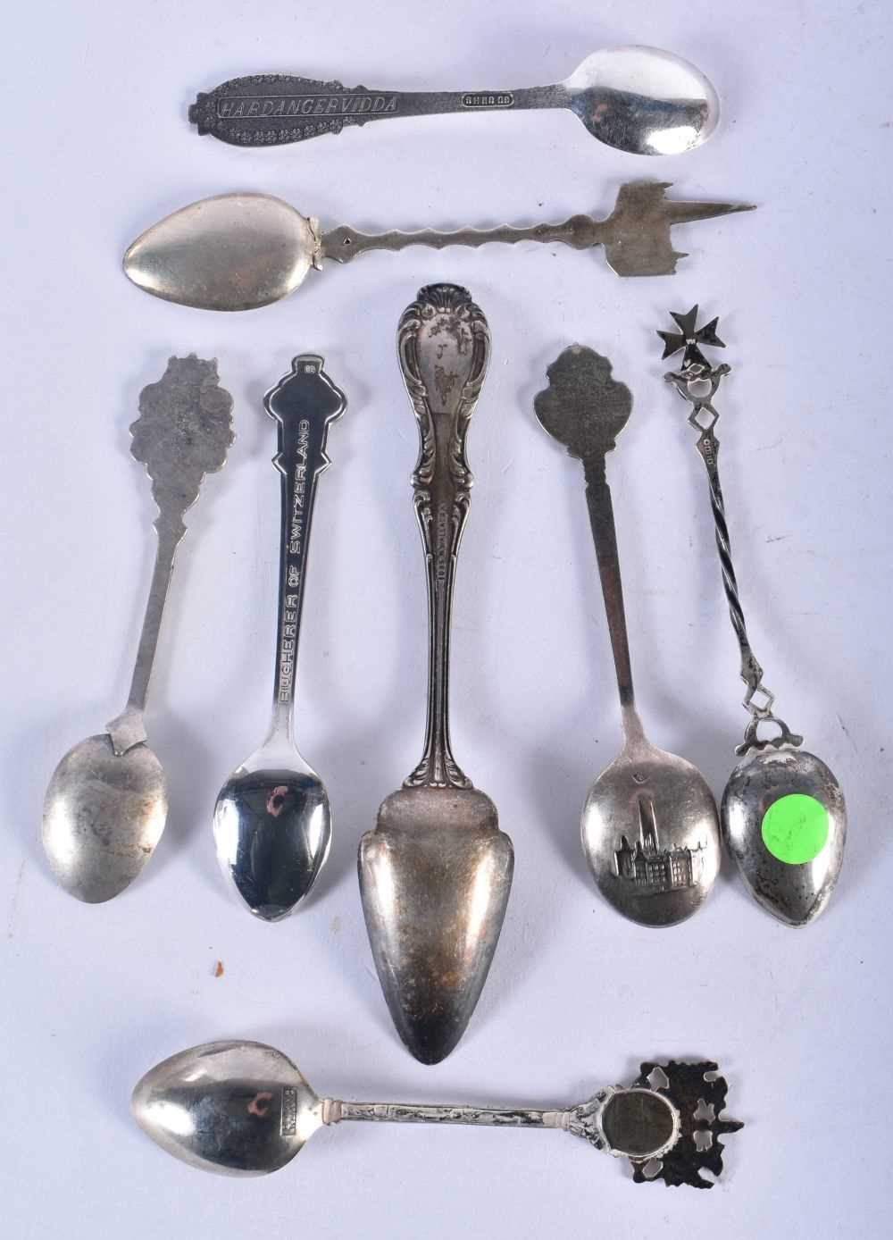 A Collection of 2 Silver and 5 Silver Plate Commemorative / Souvenir Spoons. weight of Silver 19. - Image 2 of 2