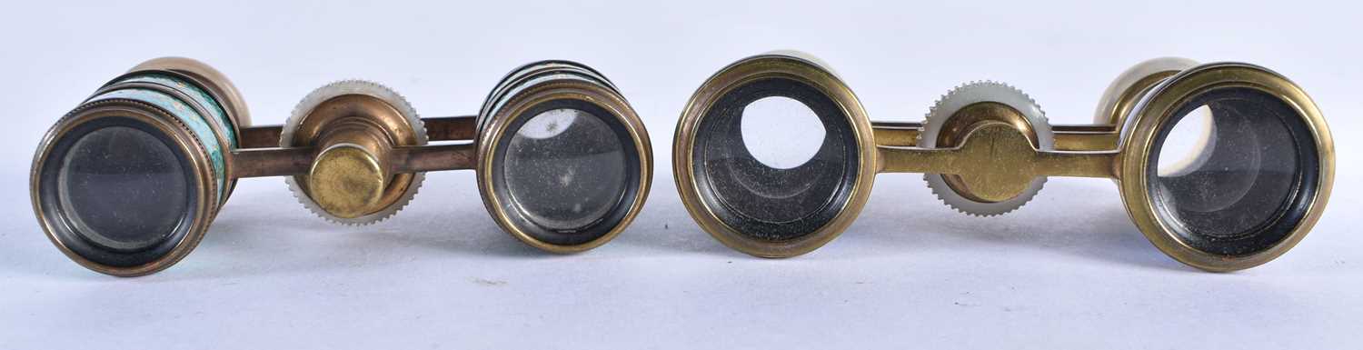 TWO PAIRS OF ENAMEL OPERA GLASSES. Largest 7 cm x 5 cm extended. (2) - Image 4 of 5
