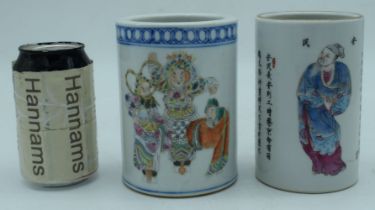 Two Chinese porcelain brush washers both decorated with Calligraphy and figures 14 cm (2)