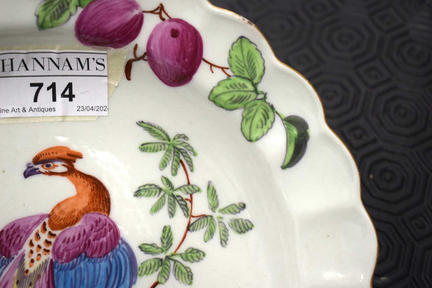 AN 18TH CENTURY CHELSEA FLUTED PORCELAIN DISH C1770 painted in the Manner of Giles with exotic - Image 8 of 17