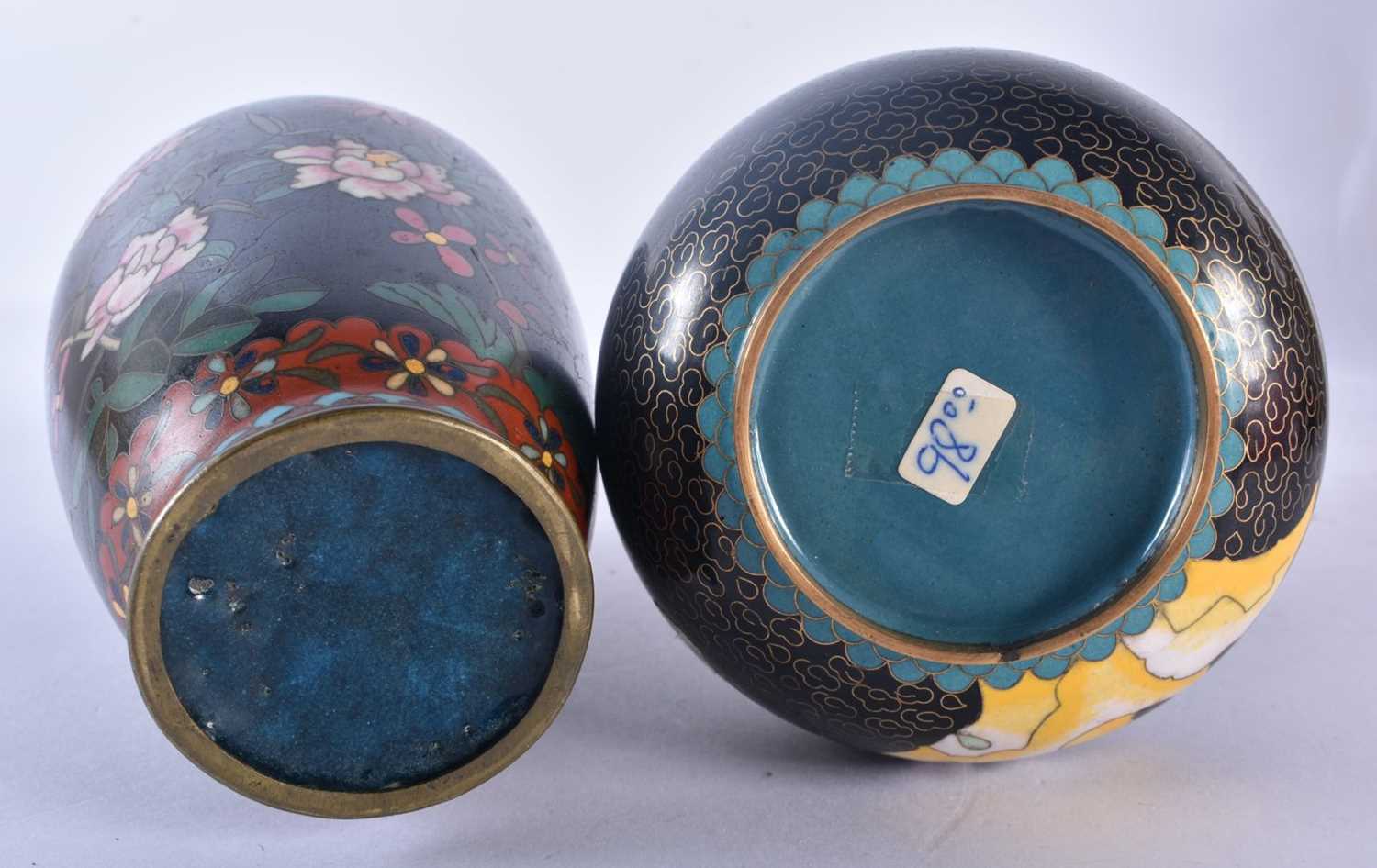 TWO CHINESE CLOISONNE ENAMEL EGGS together with cloisonne vases etc. Largest 21 cm high. (qty) - Image 7 of 9