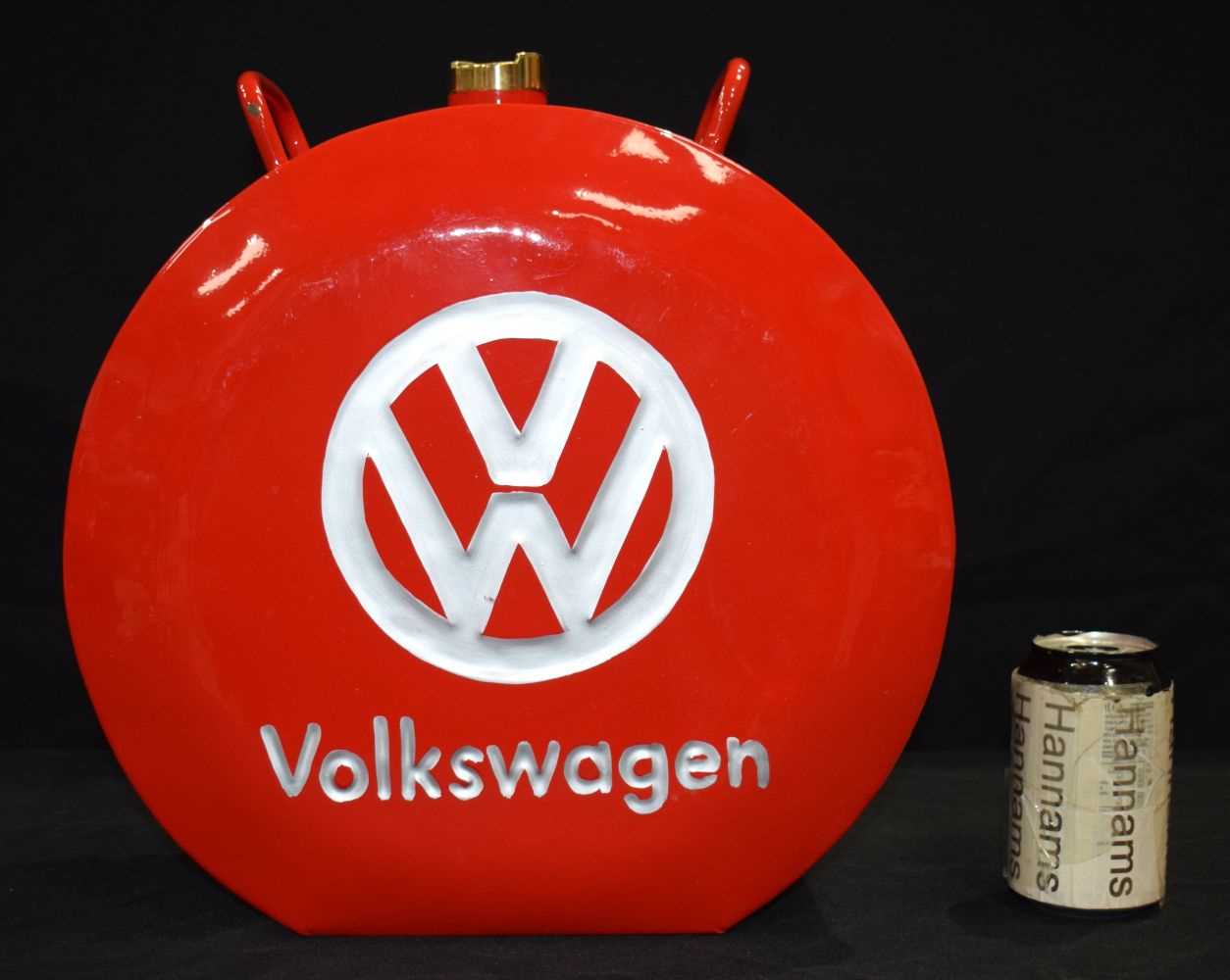 A Red Volkswagen oil can 36 x 36 cm - Image 2 of 6