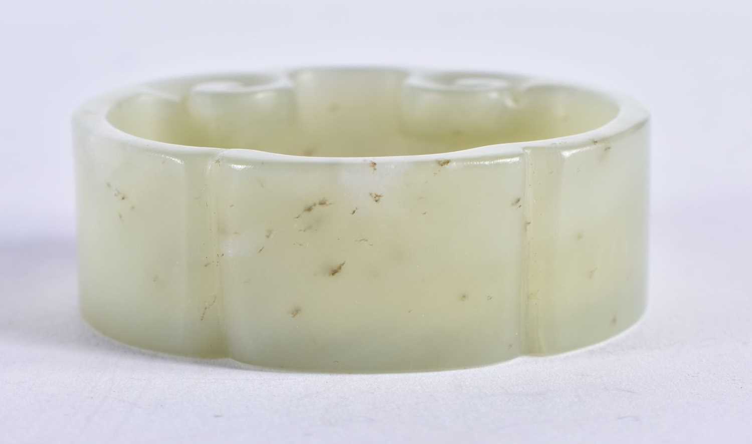 A Chinese Jade Brush Washer. 5.6 cm x 2 cm, weight 59.7g - Image 2 of 3